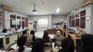 Kolaborasi dengan Prodi Keperawatan, Klinik UGM 24 Jam Korpagama Dukung Pembelajaran Praktik Asuhan Keperawatan Komunitas